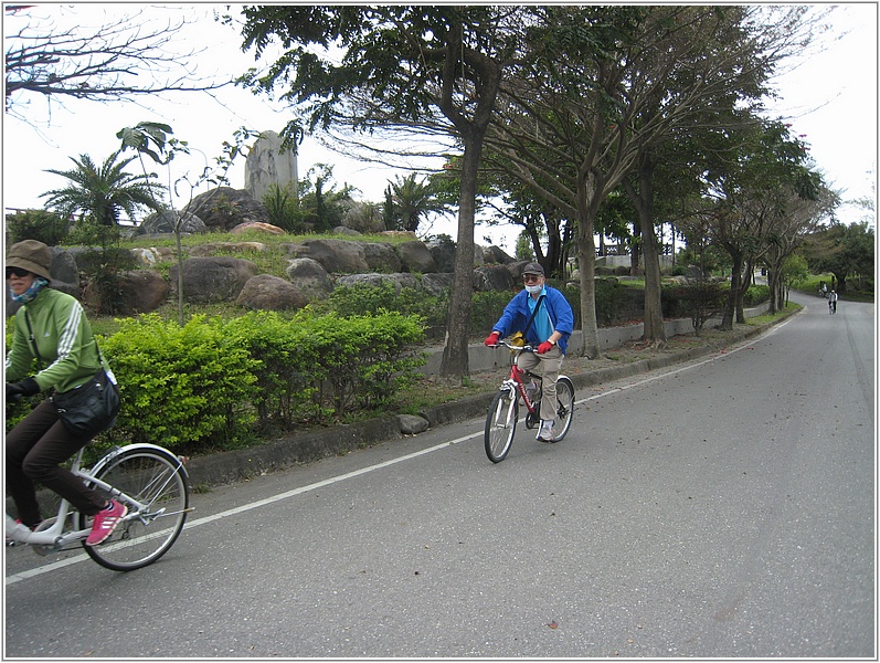 2014-03-25 13-25-39經過水利公園.JPG